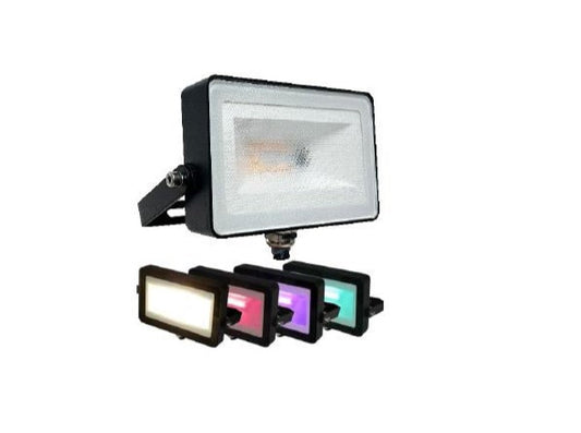 RGB-W Flächenstrahler Farbwechsel Fernbedienung von Megatron