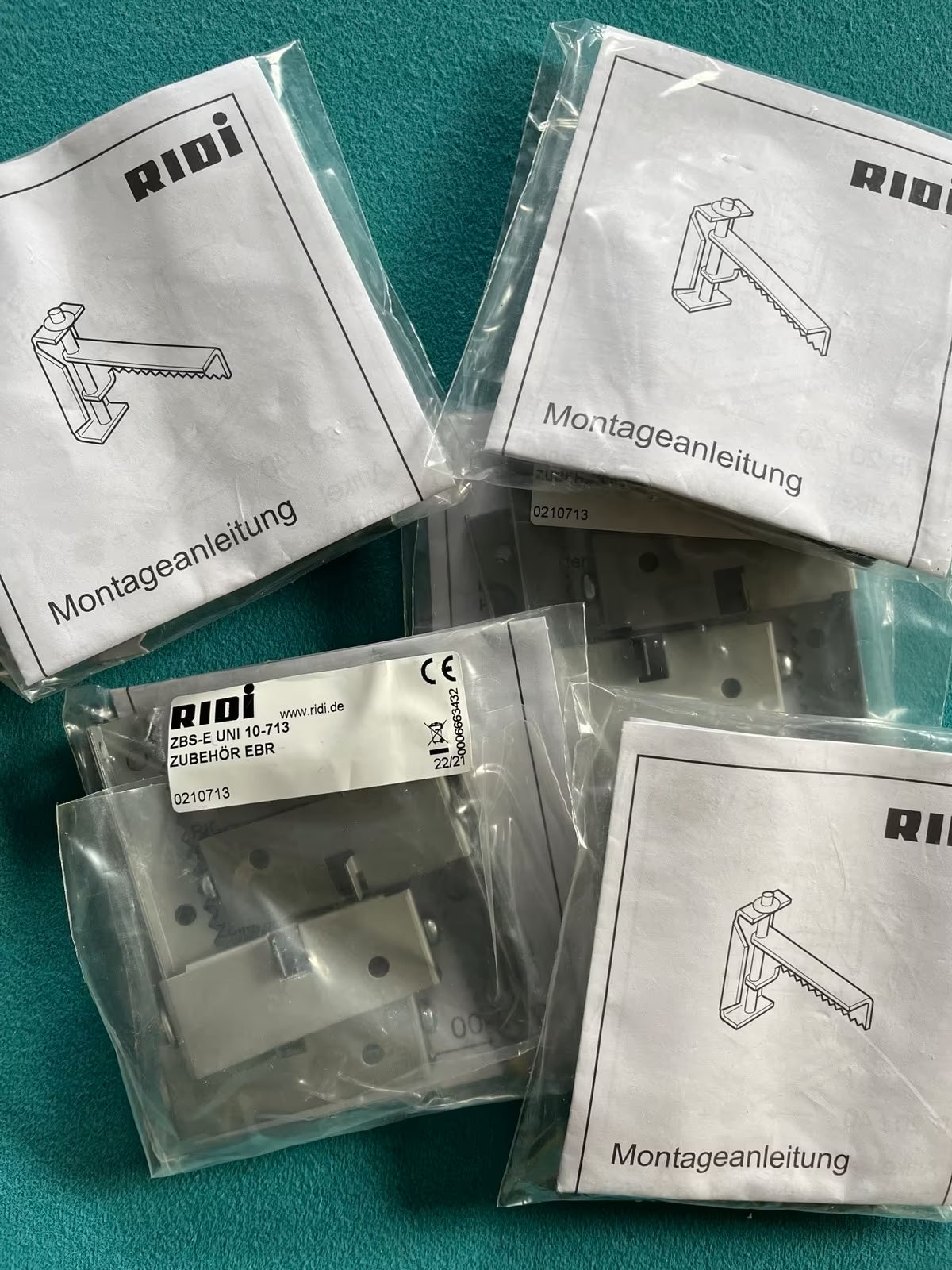 RIDI Befestigungssatz Universal 10-713 (VE4) ZBS-E für Einbauleuchten