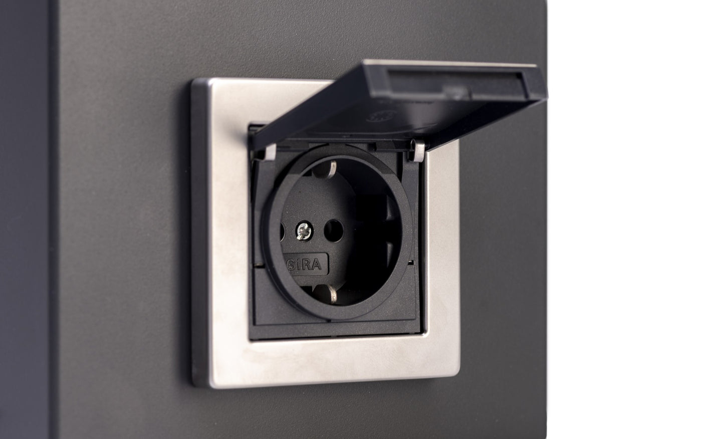 CMD 66/ST LED-Stehleuchte Aqua Paulo in anthrazit mit Steckdose 3000K